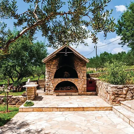 1 Bedroom Cozy In * Krusevo (Zadar)
